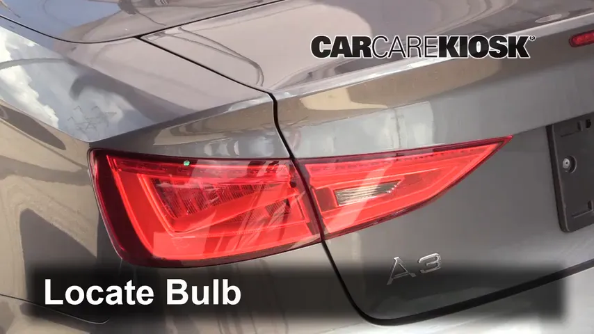 2015 Audi A3 Quattro Premium 2.0L 4 Cyl. Turbo Convertible Éclairage Feu antibrouillard (remplacer l'ampoule)